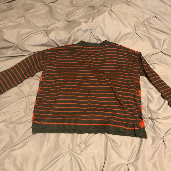 Cardigan - Picture 2 of 3